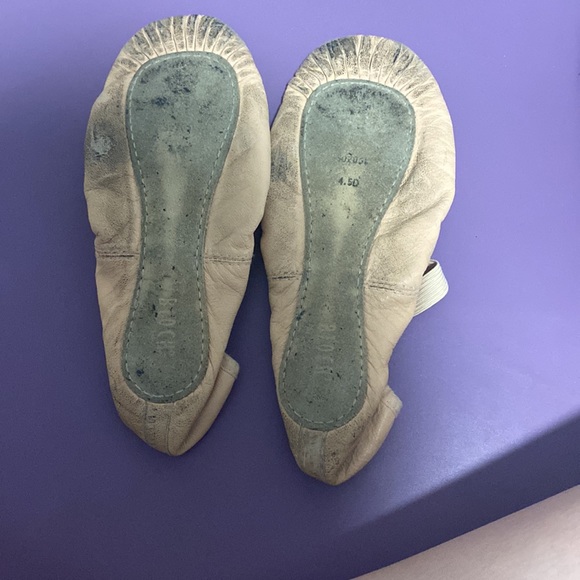 Ballet shoes - Picture 2 of 2